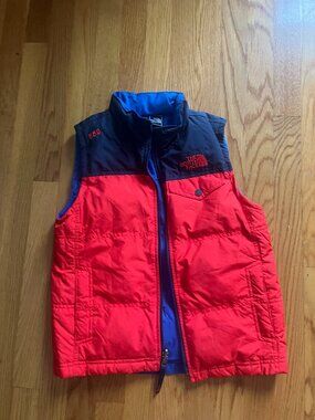 North Face Boys S/P (7-8) red/blue vest